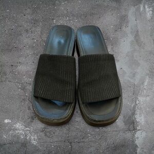 Y2K platform slide sandals black wedge 90s minimalist chunky platform